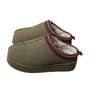 Knock-off Ugg Platform Slippers
